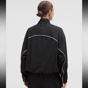 Lululemon License to Train Woven Oversized Jacket - NWOT!